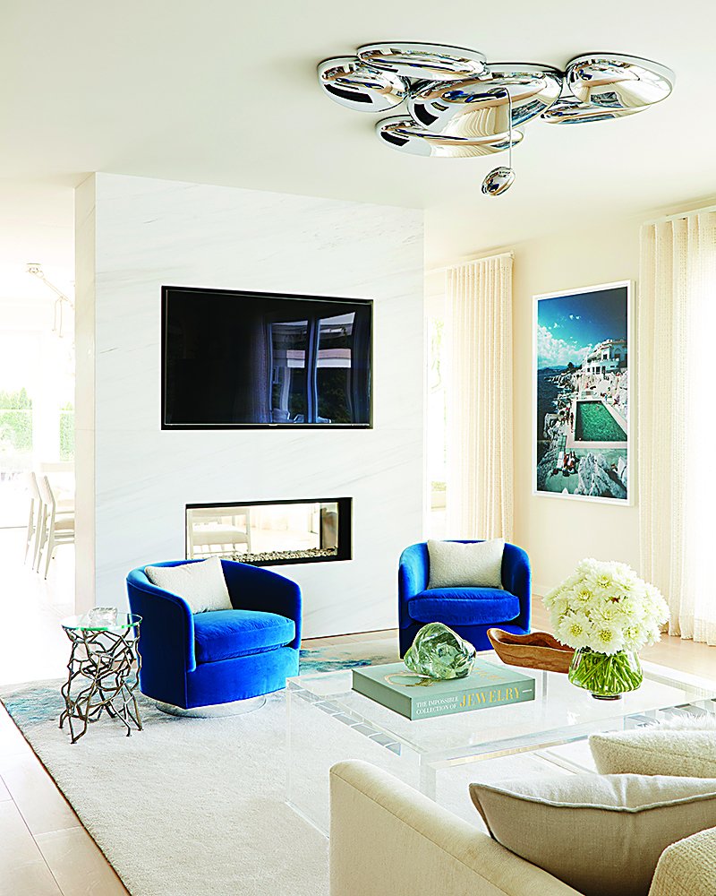 Contemporary Art Lovers Seaside Paradise By Amy Lau Design | Incollect