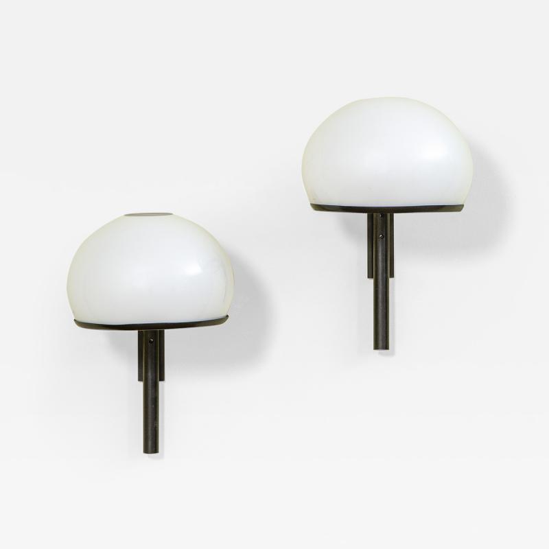  Arteluce Arteluce Pair of White Wall Sconces