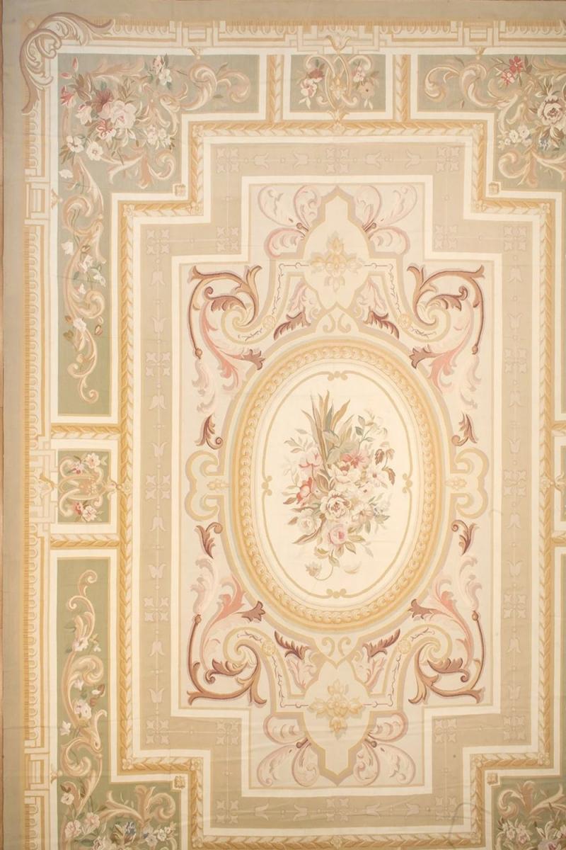  Aubusson 13 8 x 20 Aubusson Rug Style 126 G 417 x 610