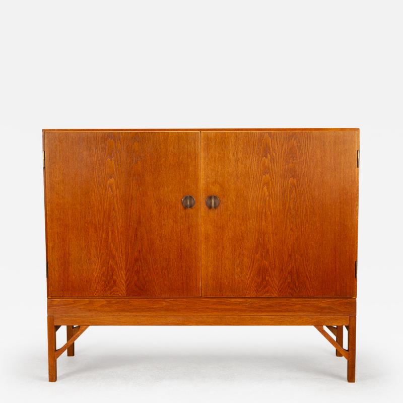  B rge Mogensen Borge Mogensen China Series Oak Sideboard by B rge Mogensen Denmark 1950s