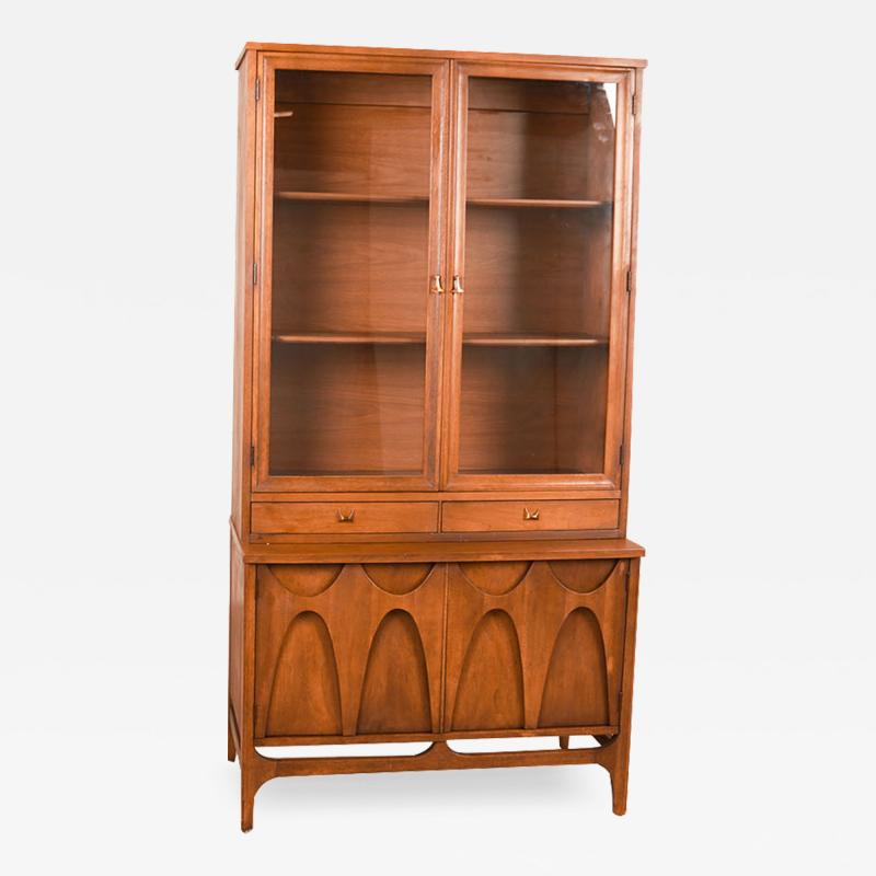  Broyhill Brasilia Mid Century Walnut Buffet China Cabinet Broyhill Brasilia