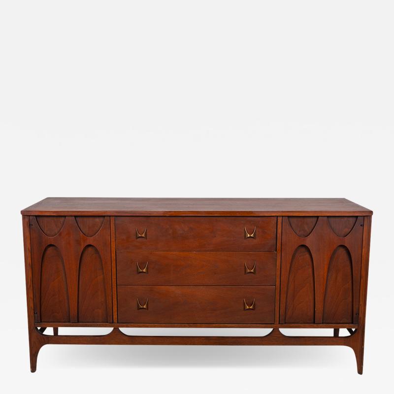  Broyhill Brasilia MidCentury Modern Broyhill Brasilia Credenza Dresser