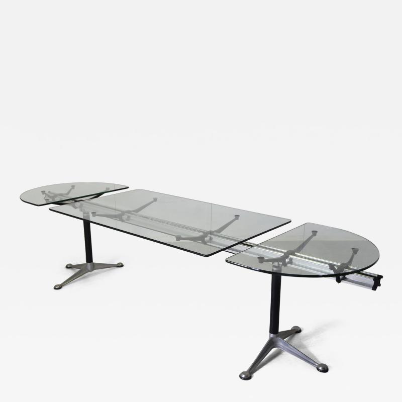  Bruce Burdick Bruce Burdick iconic table for Herman Miller 1980s