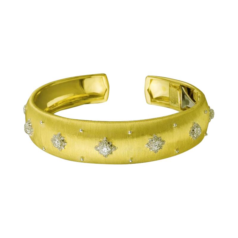  Buccellati Buccellati Macri Classica Cuff with Diamonds in Yellow Gold