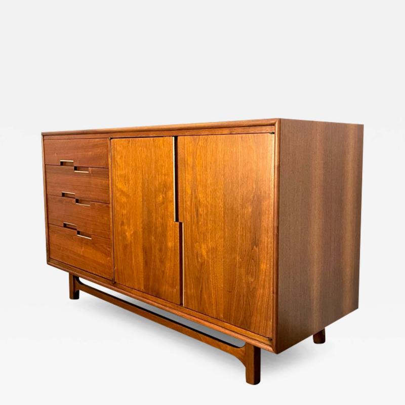  Cavalier Furniture Co Mid Century Modern Credenza by Cavalier