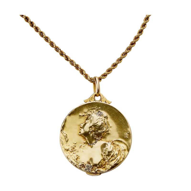  Comte d Epinay de Briort Comte dEpinay de Briort Art Nouveau Medal Habill Pendant Locket