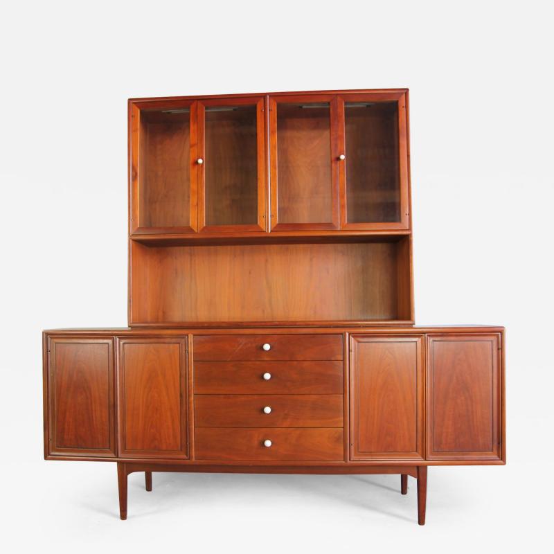 Drexel Drexel Heritage Furniture Kipp Stewart For Drexel Credenza and Top Lighted Cabinet
