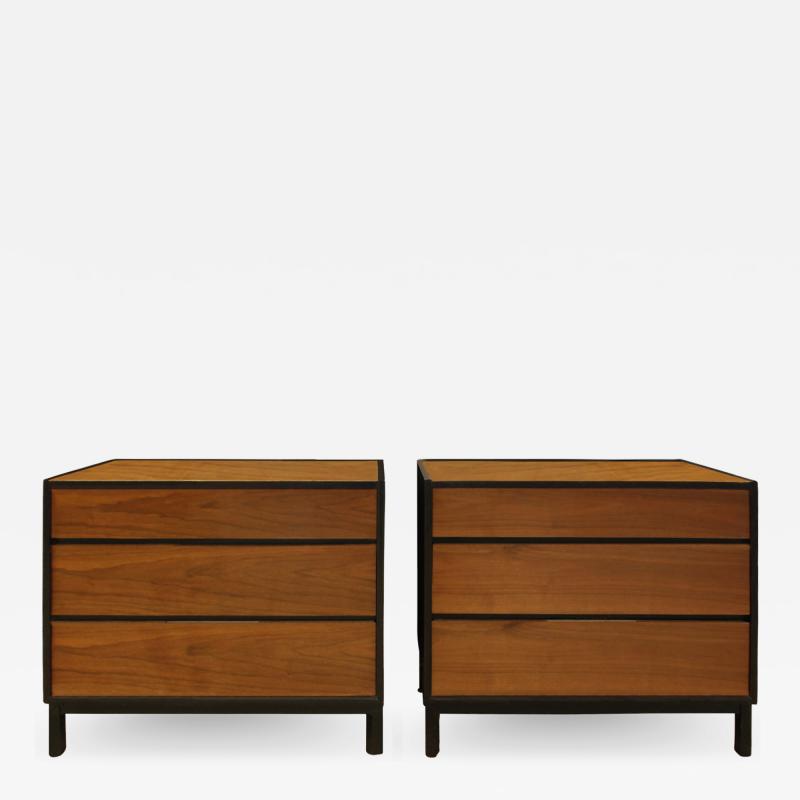  Dunbar Edward Wormley Pair of Bedside Tables Chests in Teak and Mahogany 1950s signed 