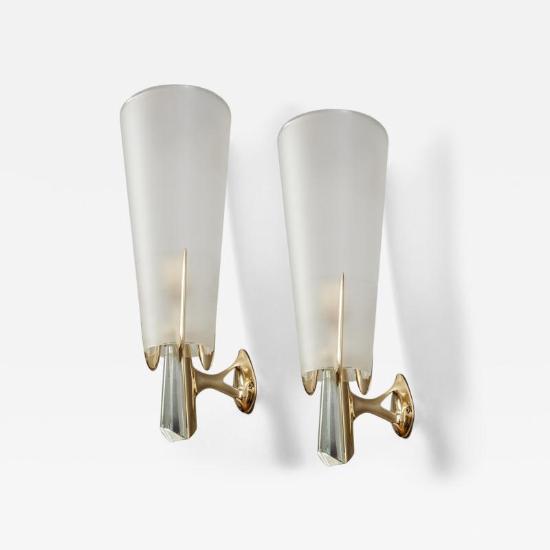  Fontana Arte Max Ingrand for Fontana Arte Pair of Rare Sconces in Crystal Brass Italy 1955