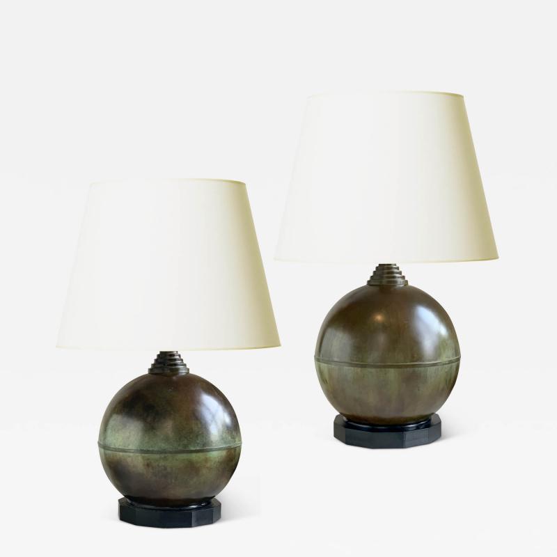  GAB Guldsmedsaktiebolaget Pair of Swedish Art Deco Table Lamp in Patinated Bronze