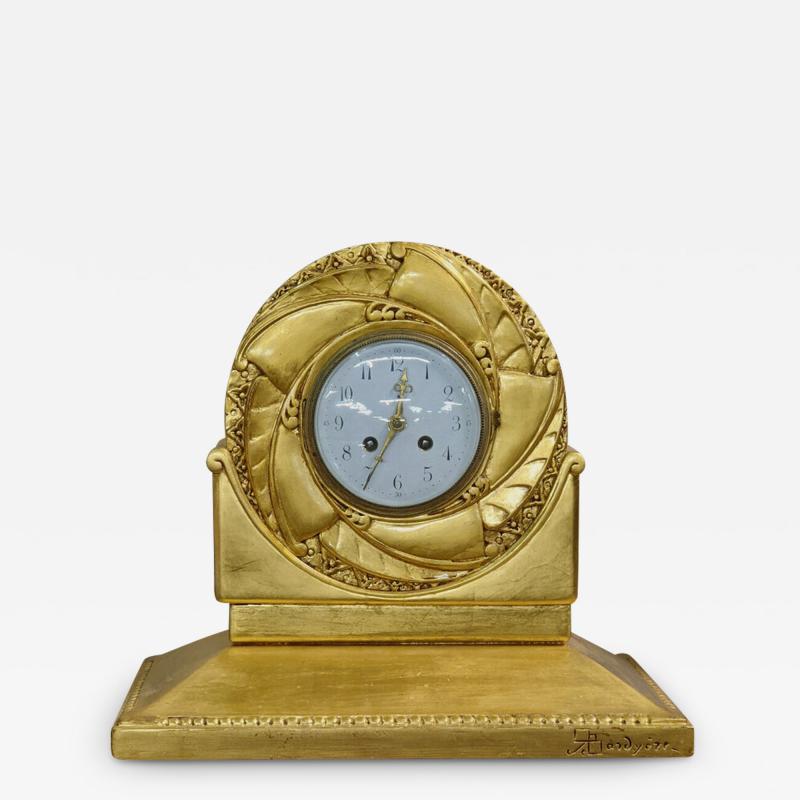  GEORGES de BARDYERE Georges de Bardyere gilt sculpted clock