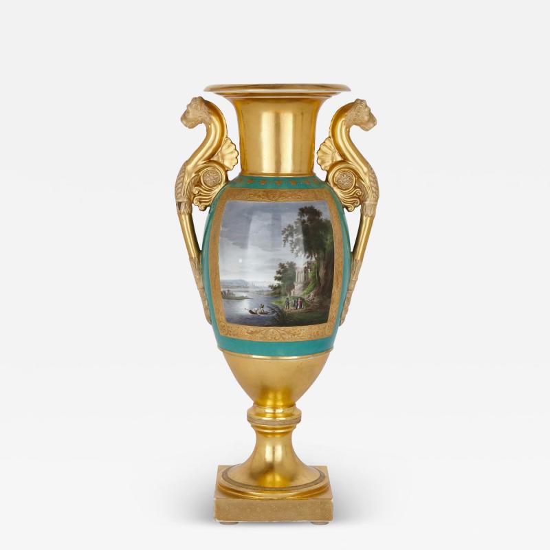  Gardner Porcelain Factory Fine and important gilt ground porcelain vase by the Gardner Factory