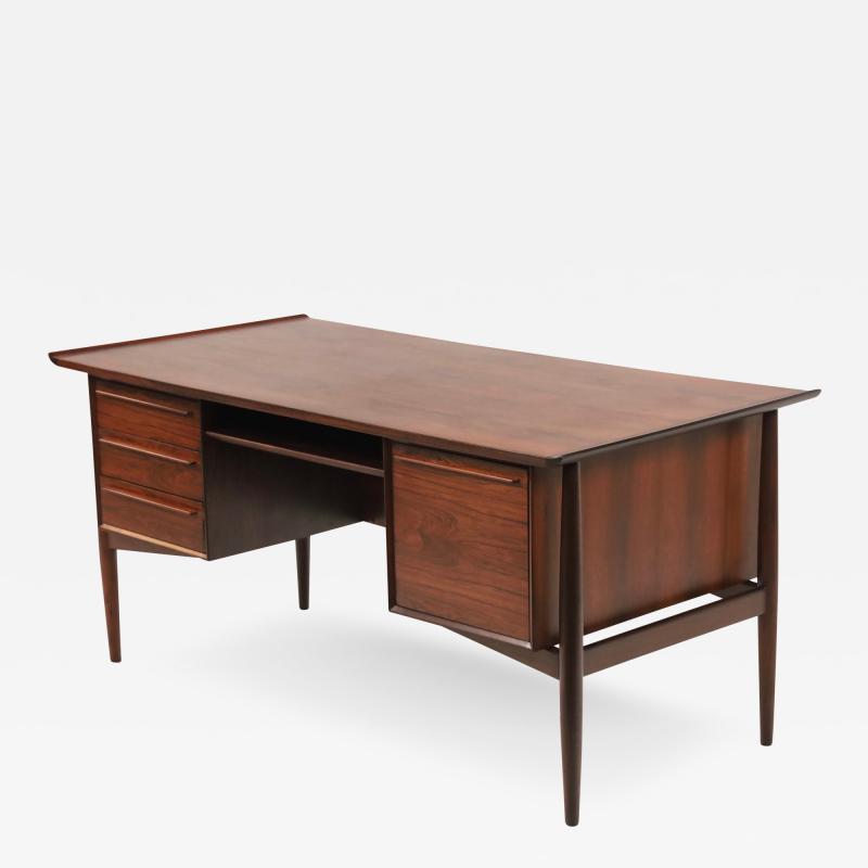  H P Hansen Scaninavian Modern Rosewood Eecutive Desk Designed by H P Hansen