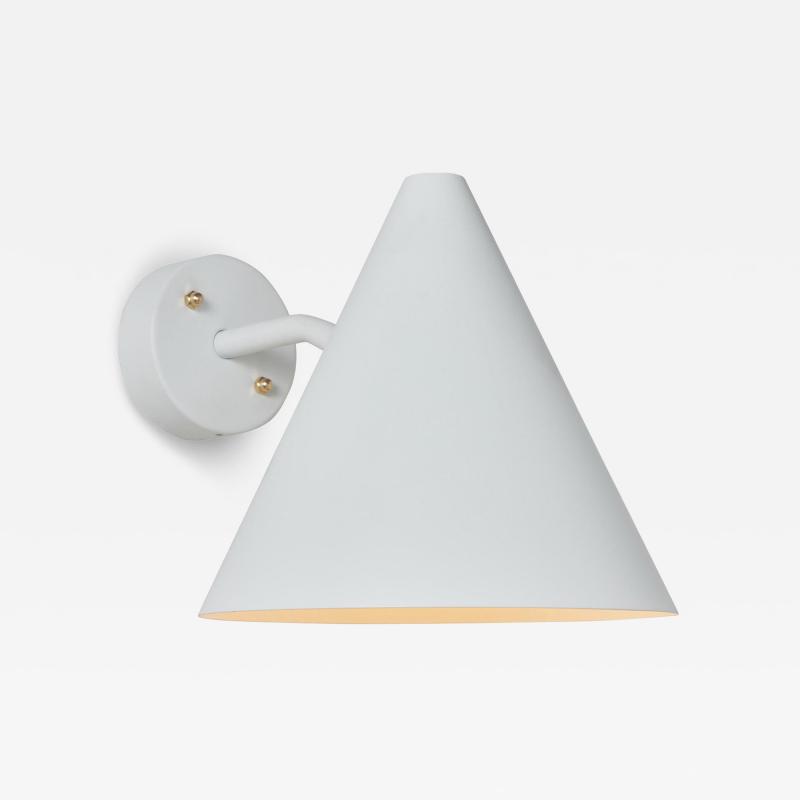  Hans Agne Jakobsson Hans Agne Jakobsson Tratten Outdoor Sconce in White