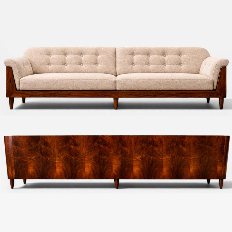  JD M veis e Decora es JD M veis Brazilian Rosewood Four Seat Sofa in Warm Oatmeal Boucl 1960s