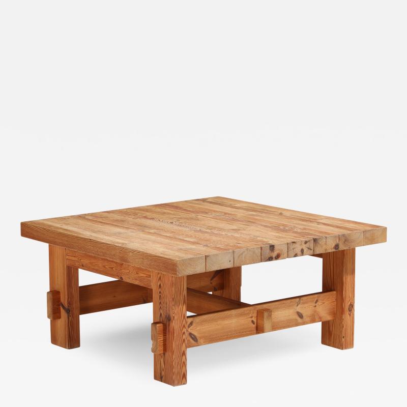  Jens Lyngs e Pomeranian Pine Coffee Table