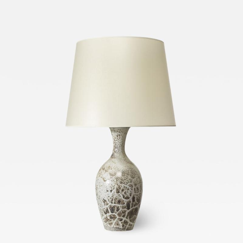  K hler Table lamp with elegant vase form and toasted marshmallow glaze by K hler
