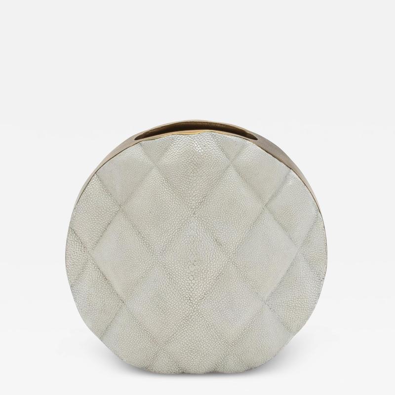  Kifu Paris Kifu Augousti Modern Quilted Vase in Shagreen with Brass Details by KIFU Paris