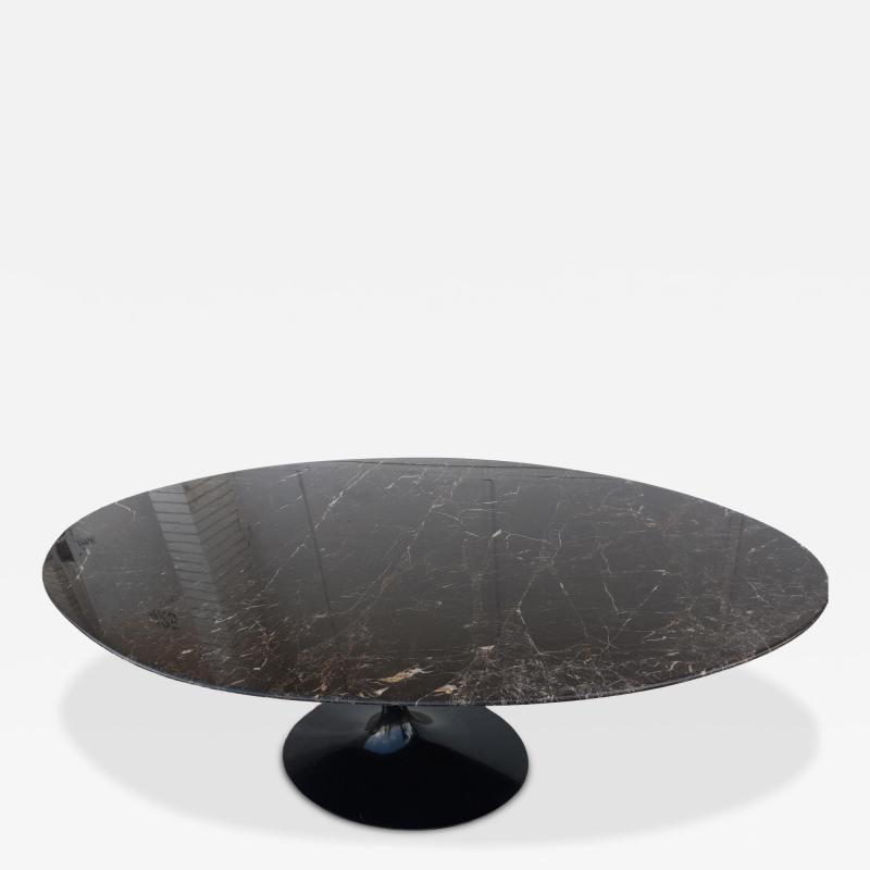  Knoll Knoll Saarinen Black Marble top table 78 