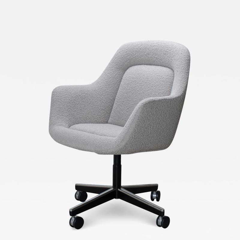  Knoll Pearson Executive Chair in Platinum Performance Boucl by Max Pearson for Knoll