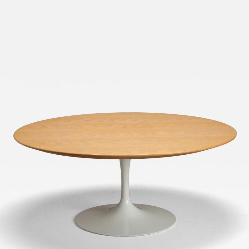  Knoll Saarinen Round Tulip Pedestal Coffee Table in Light Oak