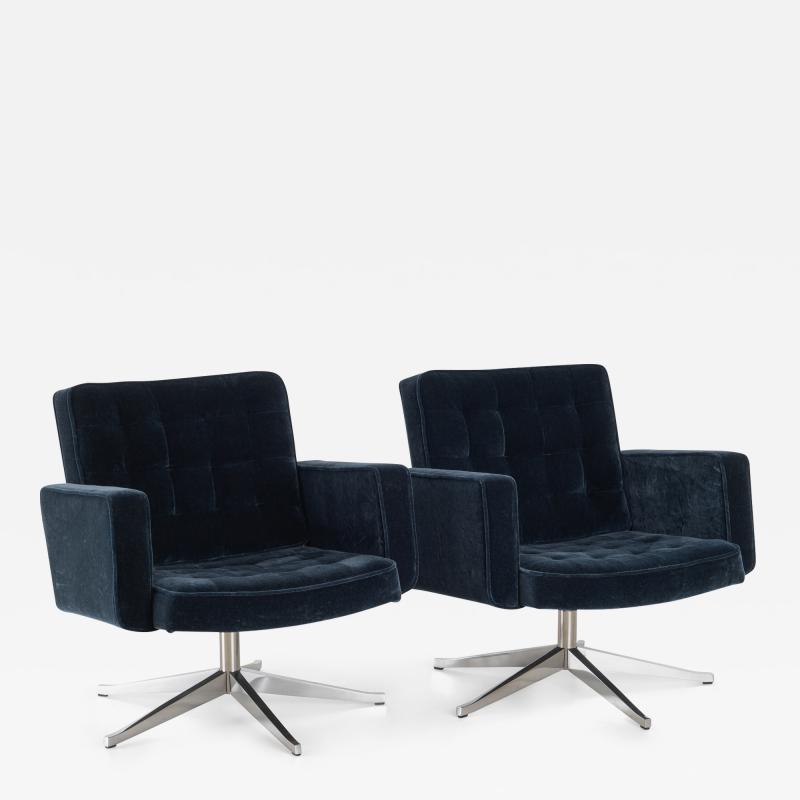 Knoll Vincent Cafiero for Knoll Lounge Chairs in Midnight Mohair and Aluminum Pair