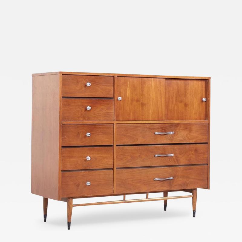  Lane Acclaim Lane Acclaim Magna Mid Century Walnut Dresser