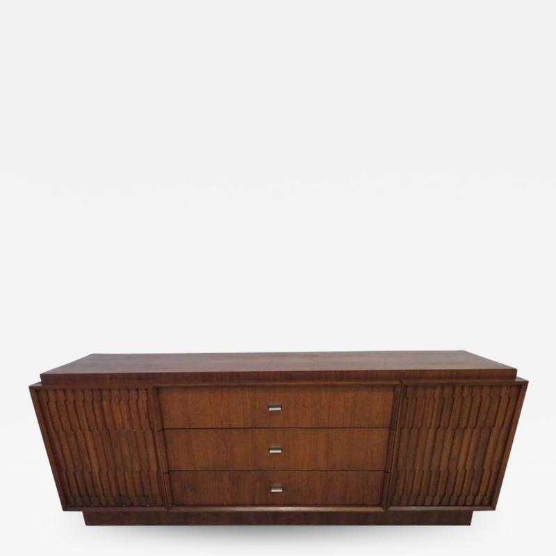  Lane Furniture Handsome American Brutalist Modern Sculptural Walnut Credenza Mid Century