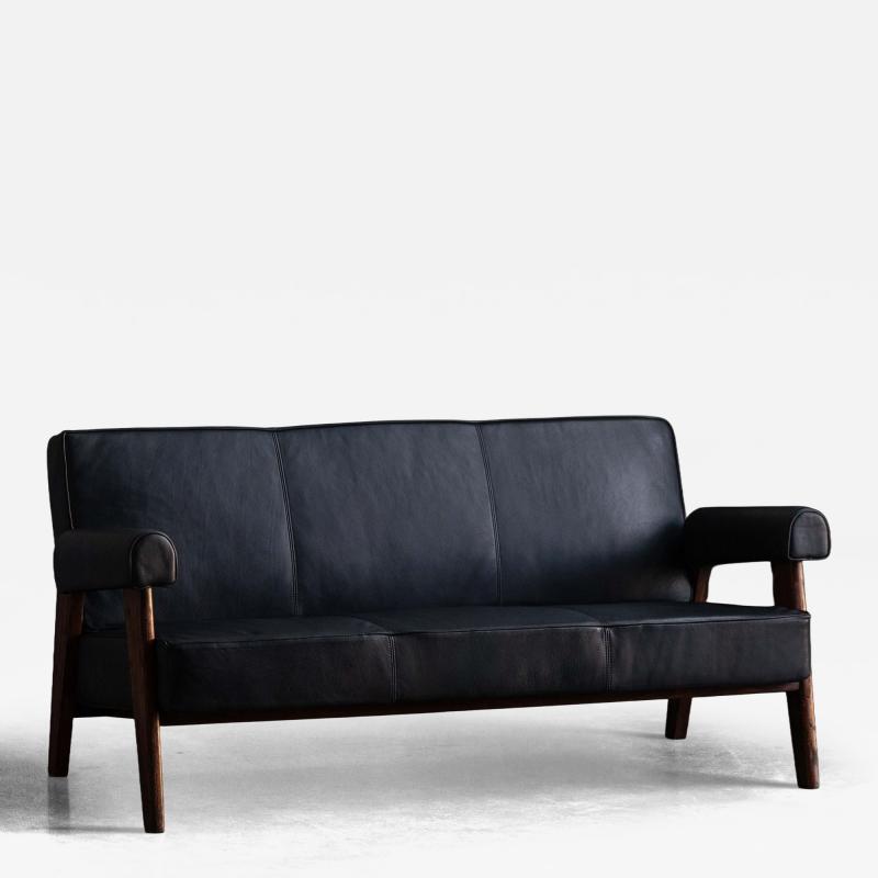  Le Corbusier Bridge Sofa by Le Corbusier and Pierre Jeanneret India 1950s