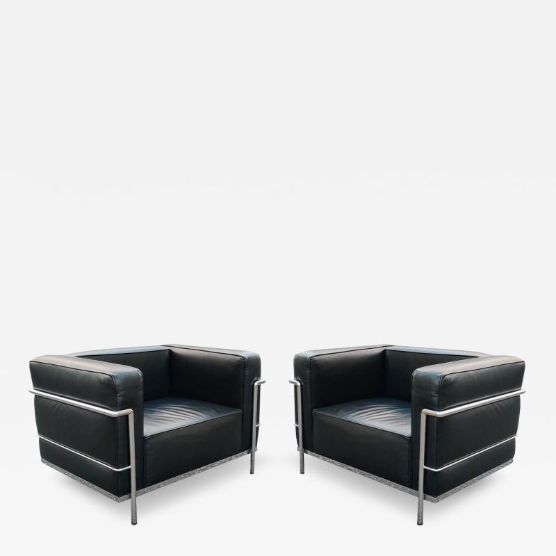  Le Corbusier Pair Le Corbusier LC8 Grand Confort Lounge Chairs Black Leather Chromed Steel