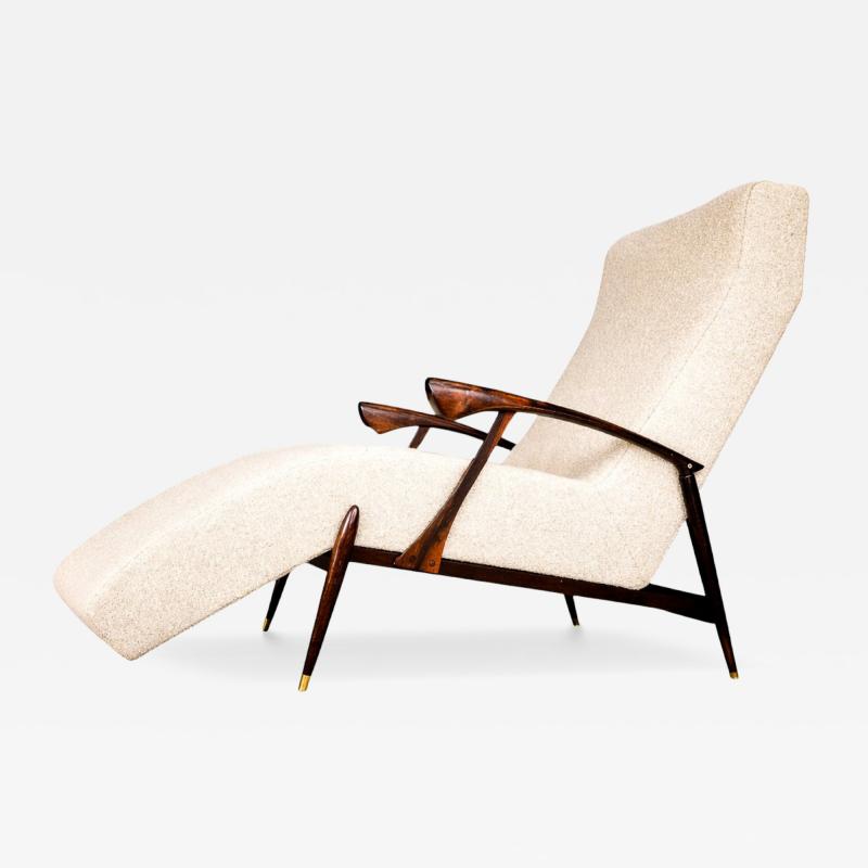  Liceu de Artes e Of cios Rosewood Boucle Chaise Lounge Attrib Liceu de Artes e Oficios Lot 203A