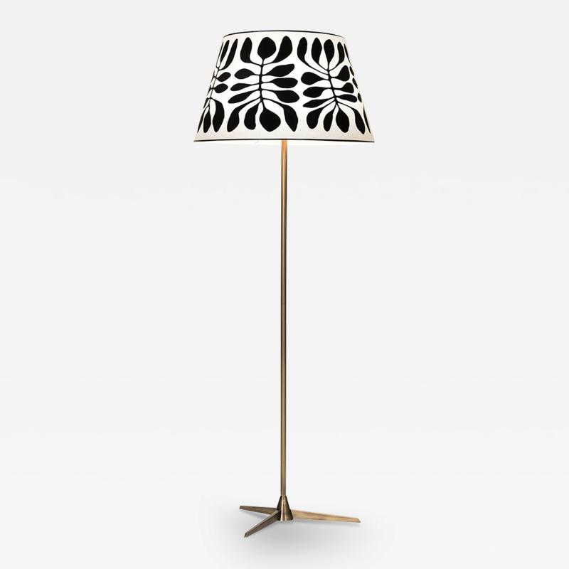  Mapswonders Yves Floor Lamp off centered foot 