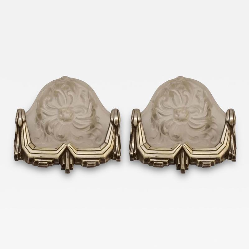  Marius Ernest Sabino Pair of French Art Deco Wall Sconces Signed by Sabino Flower