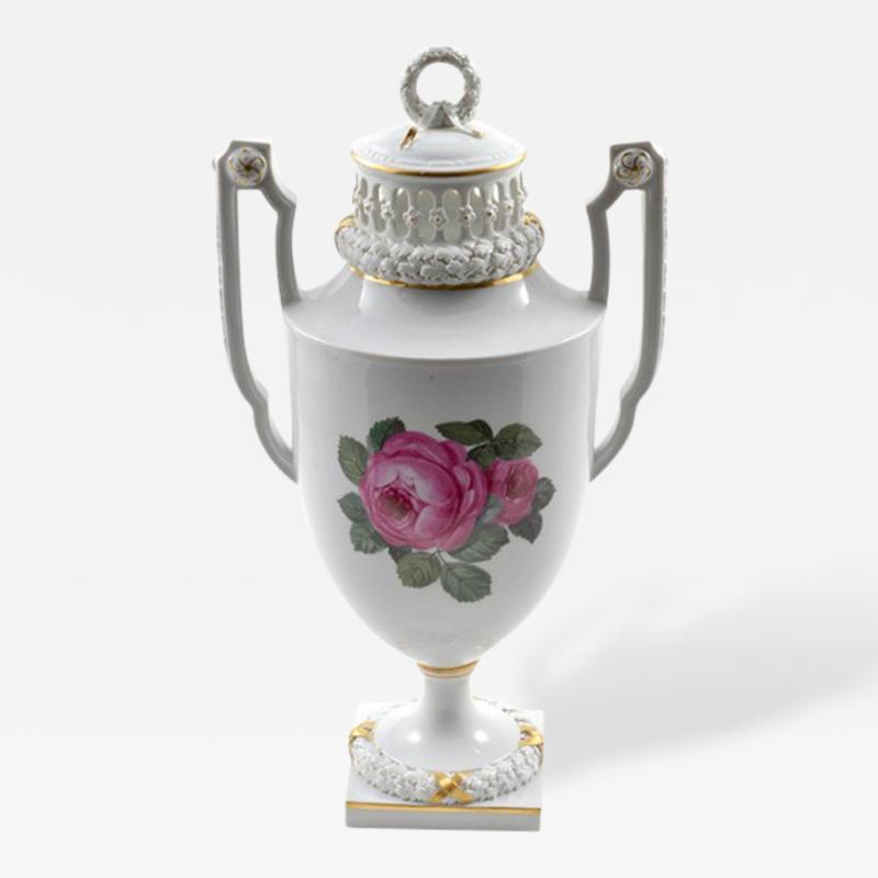  Meissen 1924 Meissen Porcelain Lidded Urn