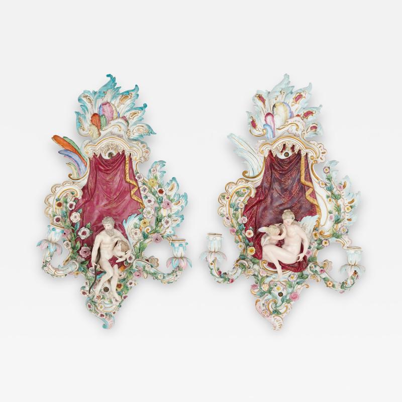  Meissen Pair of porcelain wall sconces by Meissen