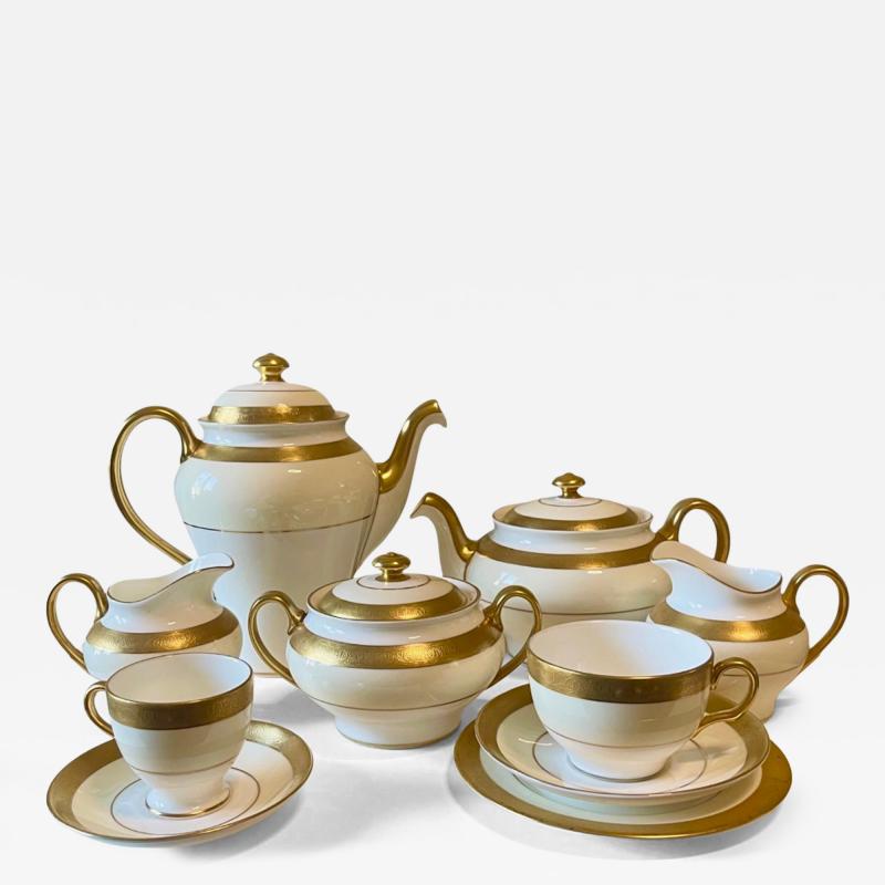  Minton Minton Buckingham K 159 Tea and Coffee Service for 12 65 pieces created in 1929