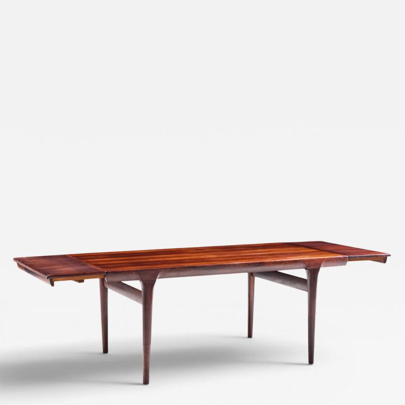  NIELS O MOLLER Niels Moller Danish Rosewood Hidden Leaf Expanding Dining Table with 2 Leaves