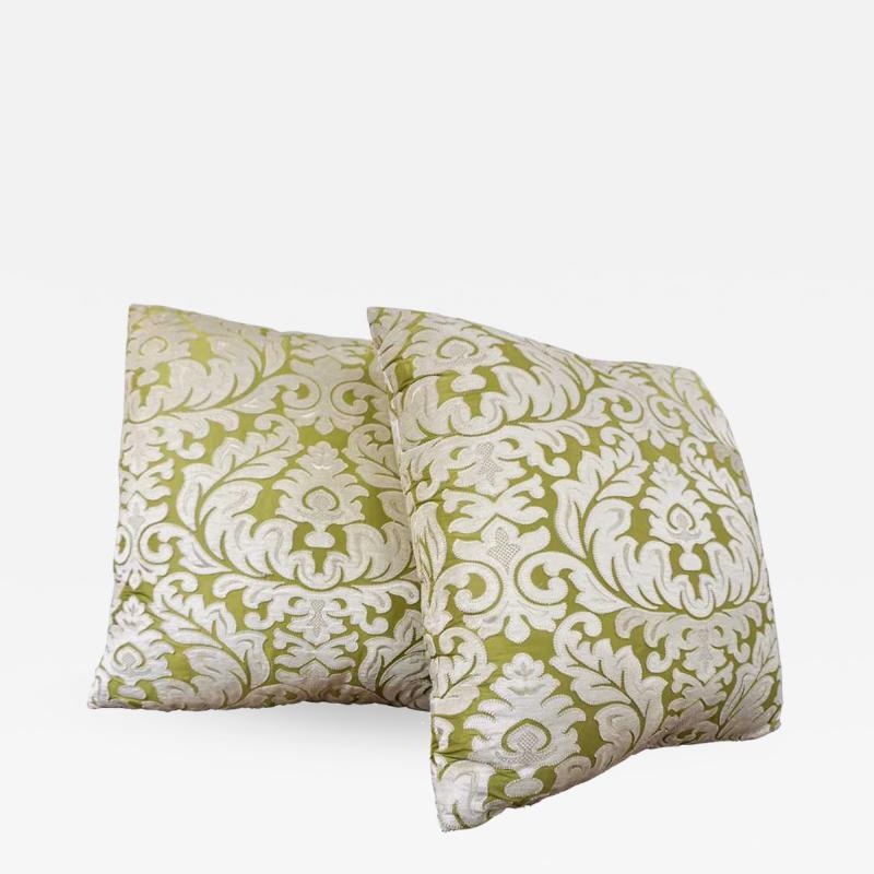  Nobilis Contemporary French Green and Ivory White Damask Velvet Throw Pillows