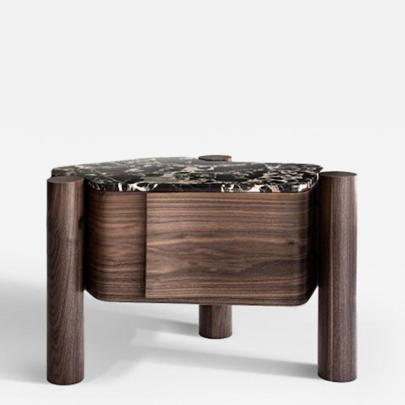  OKHA Villa Bed Pedestal