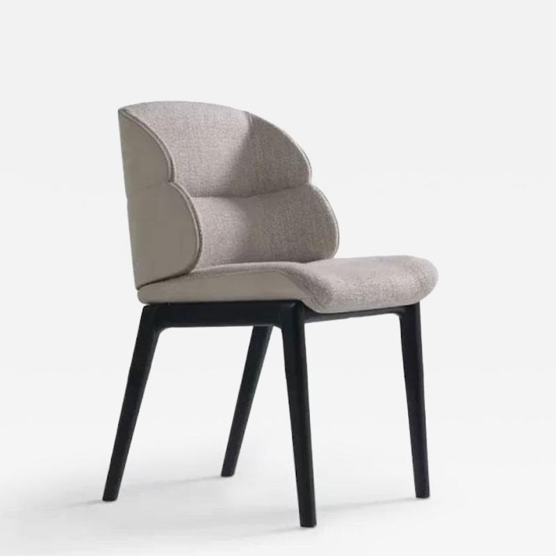  Opera Rio Chair