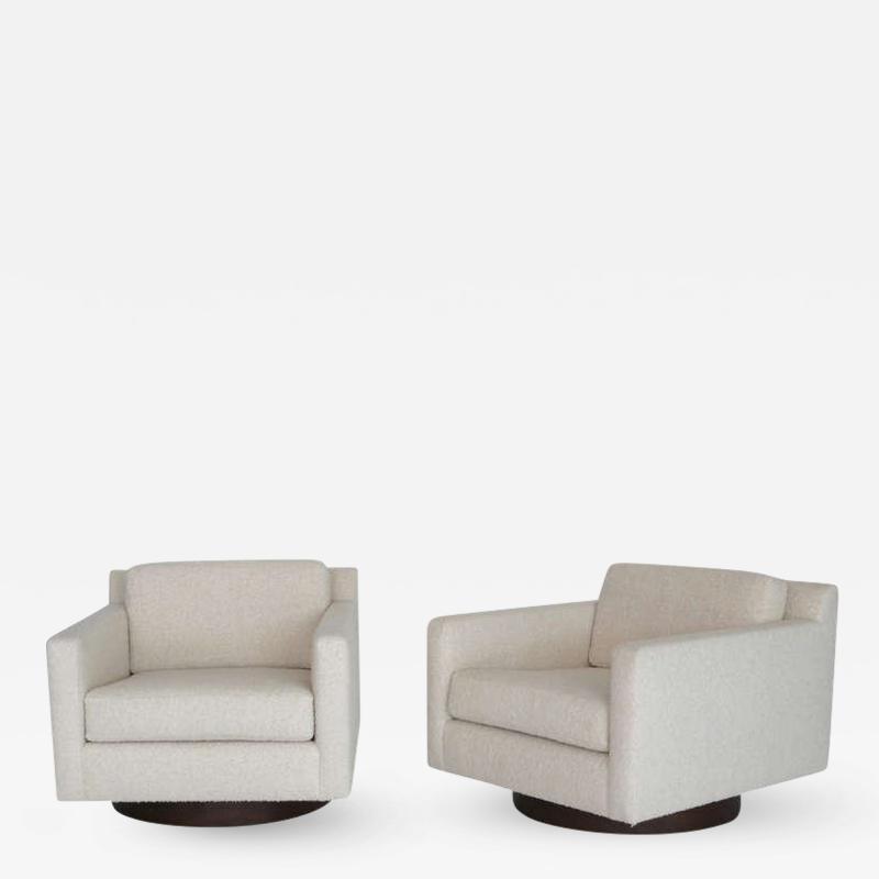  Orange Furniture Pair of Milo Baughman Style Swivel Chairs