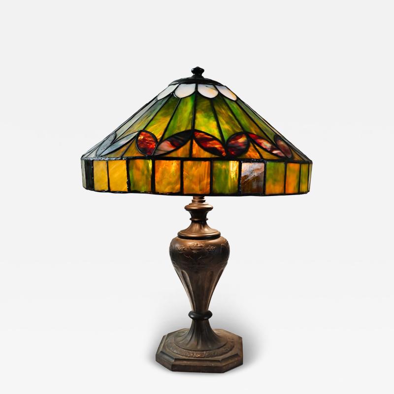  Pairpoint Glassworks Leaded American Lamp on Pairpoint Base Circa 1900 1920