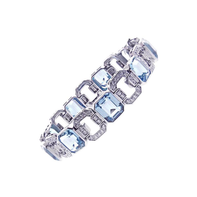  Pampillonia Important Aquamarine and Diamond Bracelet