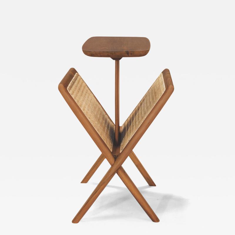  Phantom Hands Phantom Hands Mu g ru Side Table
