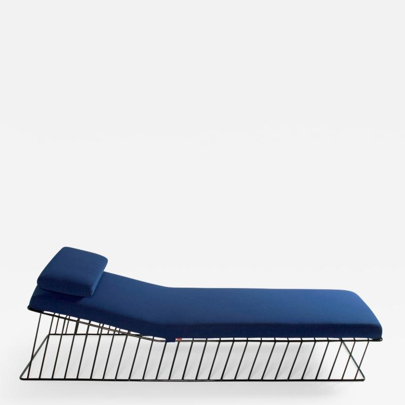  Phase Design Wired Italic Chaise Outdoor