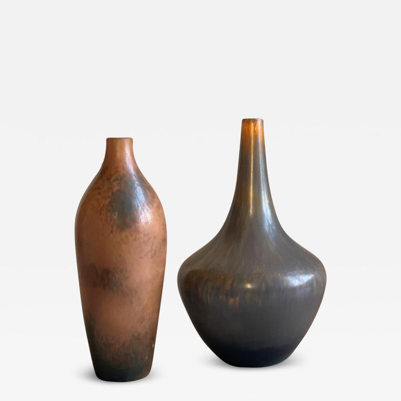  R rstrand Duo of Organically Modeled Vases by Gunnar Nylund