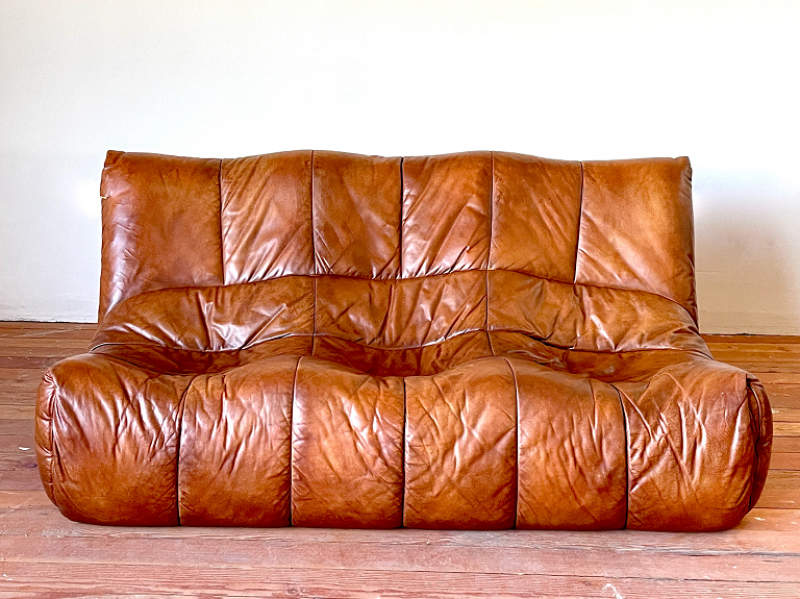 Roche Bobois LEATHER SETTEE BY ROCHE BOBOIS