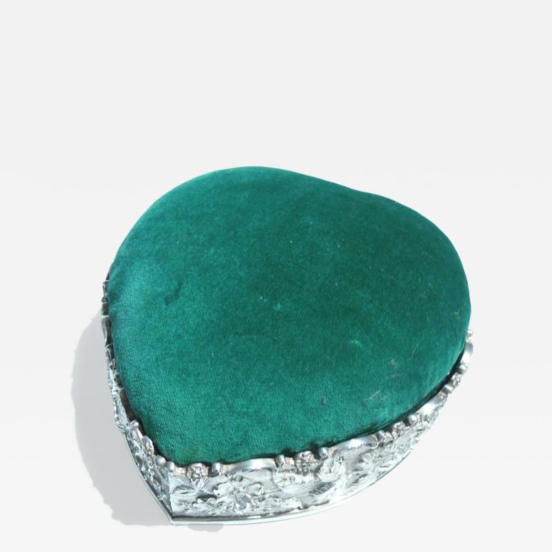  S Kirk Son Inc Antique Kirk Edwardian Baltimore Repousse Heart Pincushion Box