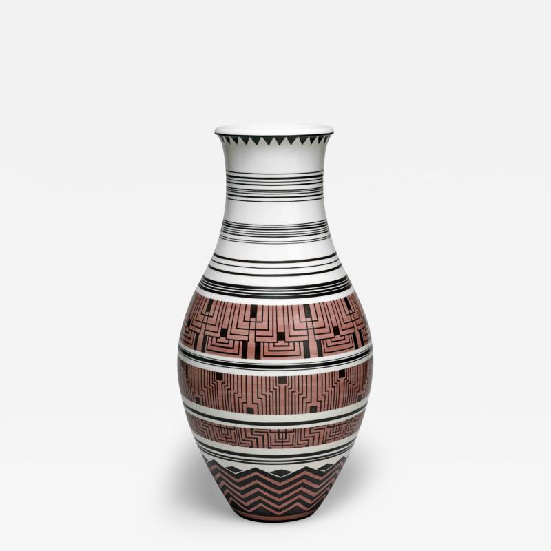  S vres Porcelain Manufacture Nationale de S vres Vase Decoeur 11 decor of Eric Bagge 171 33 01 2 H 1933