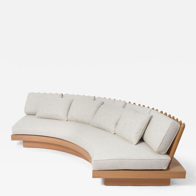  San Romano round oak sofa Barracuda Edition 